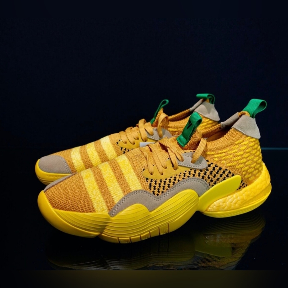 New Adidas Trae Young 2 Sneaker Size 9